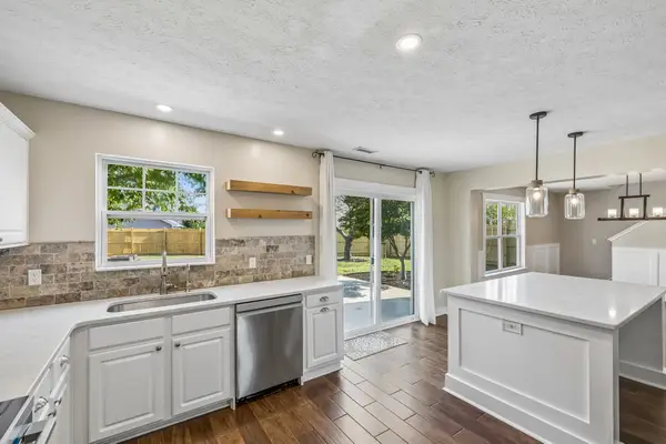 802 Brooksdale Dr, Smyrna, TN 37167