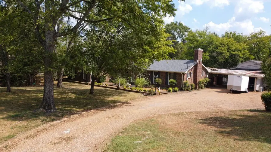1305 Hill Lakes Ln, Lebanon, TN 37090 - #3