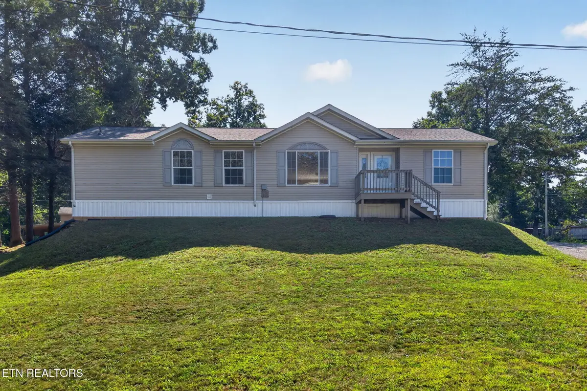 18726 Clarkrange Hwy, Monterey, TN 38574 - #1