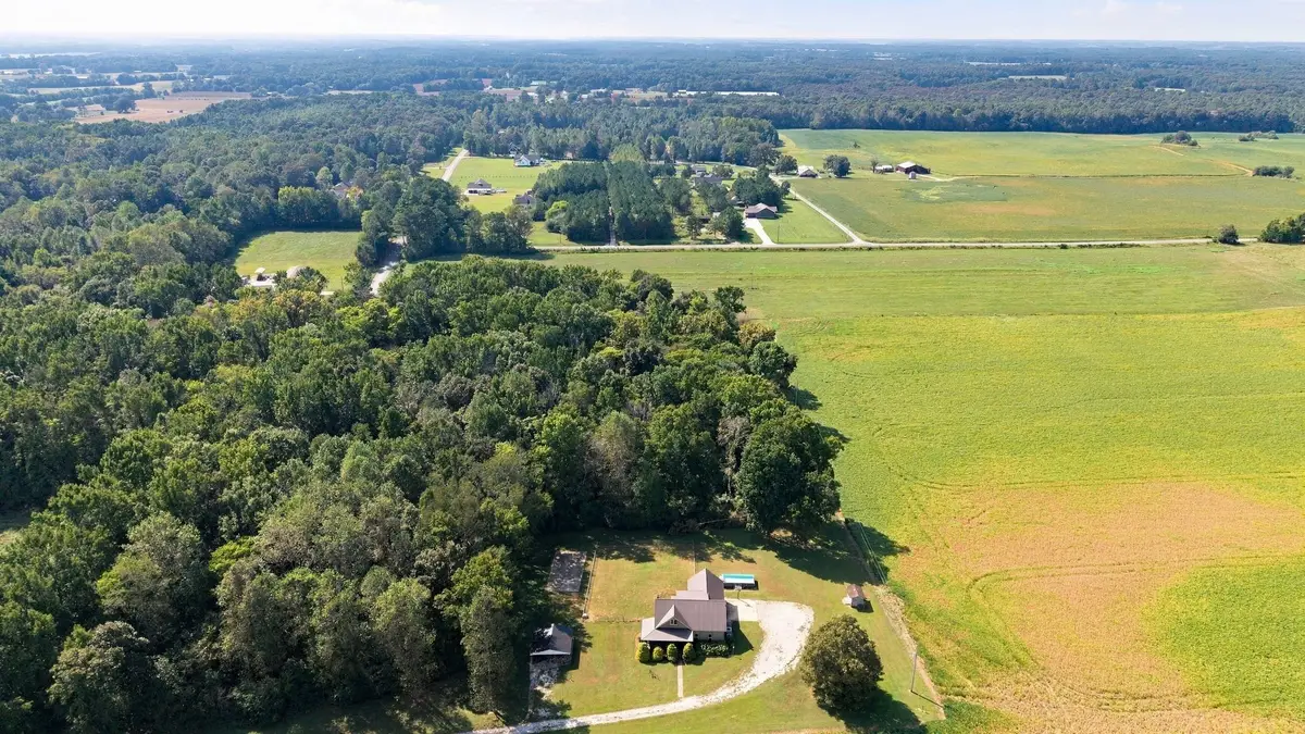 926 Post Oak Rd, Belvidere, TN 37306 - #1