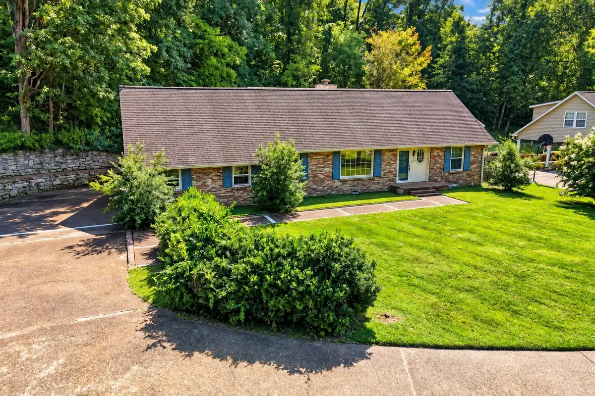 2739 Windemere Dr, Nashville, TN 37214 - #1