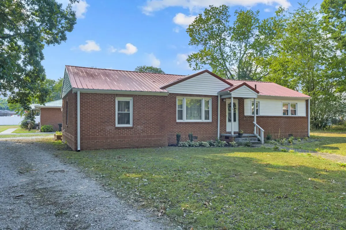 701 Stone Blvd, Tullahoma, TN 37388 - #1