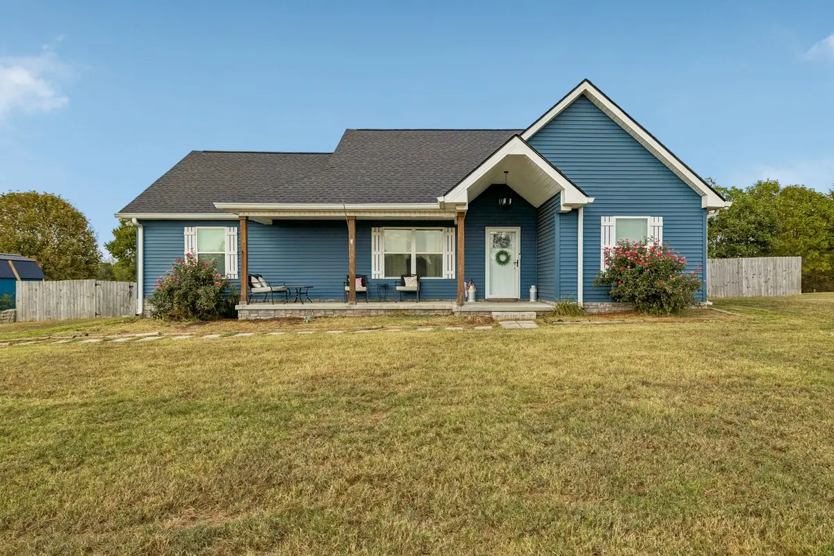 122 Hunters Ln, Westmoreland, TN 37186 - #1