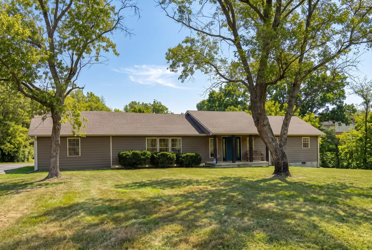 133 Cookeville Hwy, Carthage, TN 37030 - #1