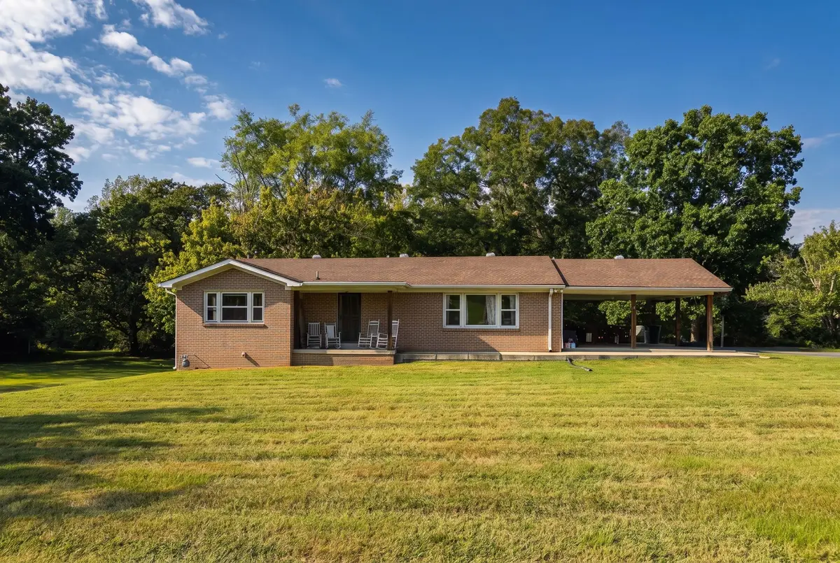129 Cookeville Hwy, Carthage, TN 37030 - #1