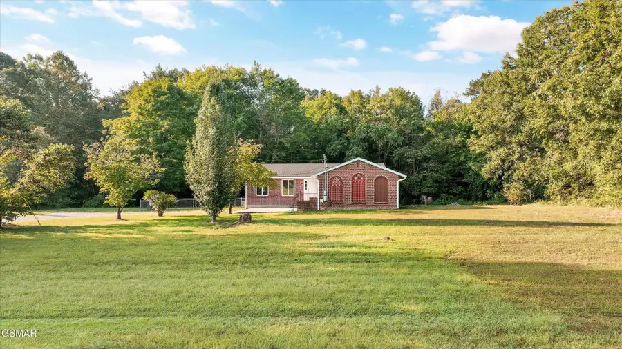 204 New Center Road, Sevierville, TN 37876 - #2