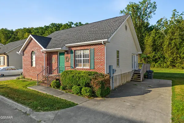 322 Creekwalk Boulevard, Pigeon Forge, TN 37863