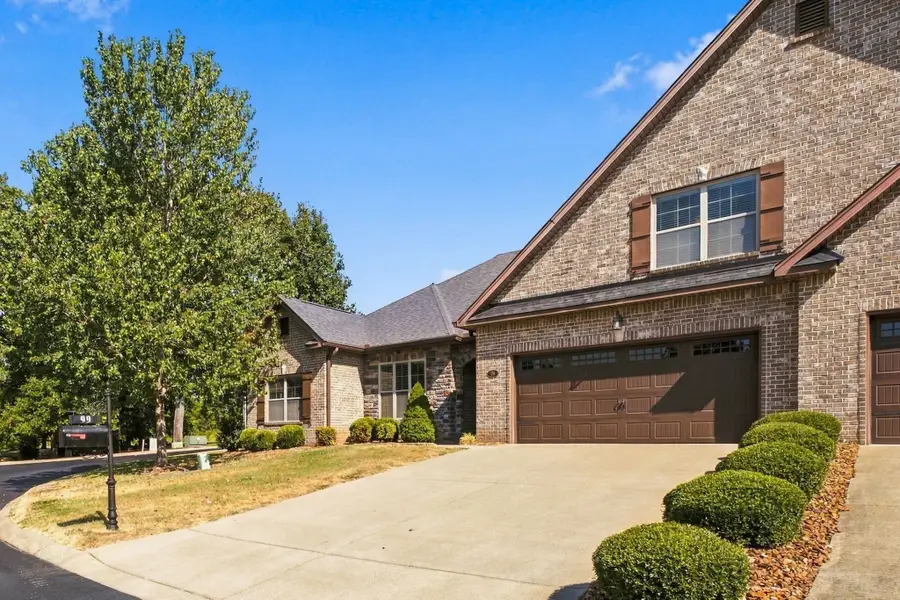 99 Silverstone Ln, Hermitage, TN 37076 - #2