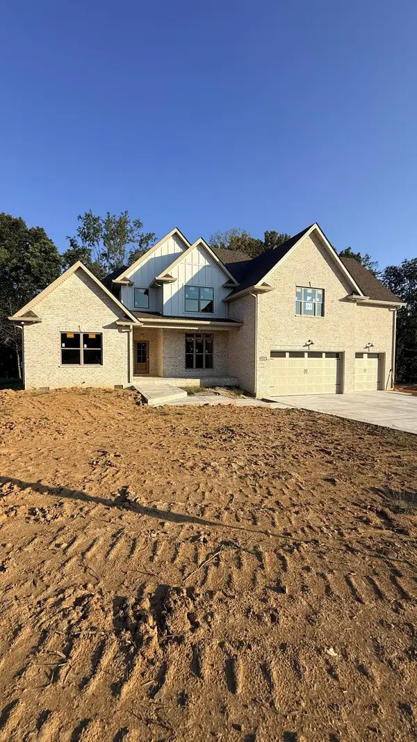 247 Young Lane, Pleasant View, TN 37146