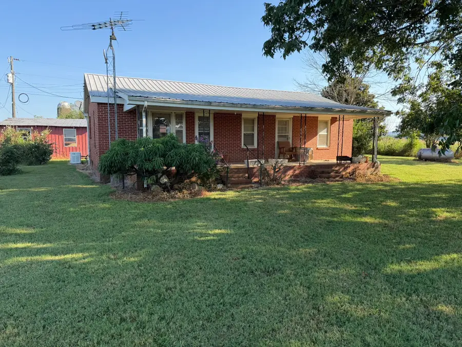 308 Peaceful Ln, Winchester, TN 37398 - #3