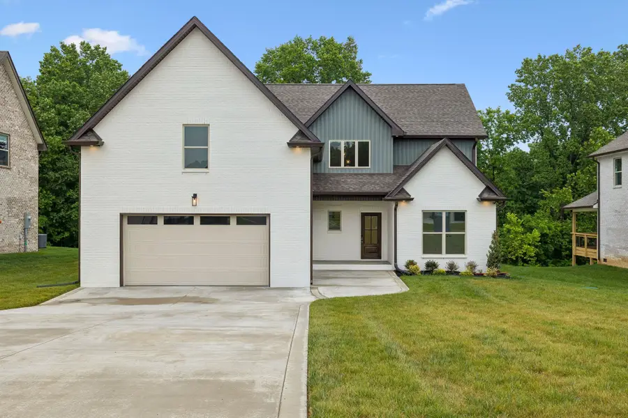 353 Young Lane, Pleasant View, TN 37146 - #2