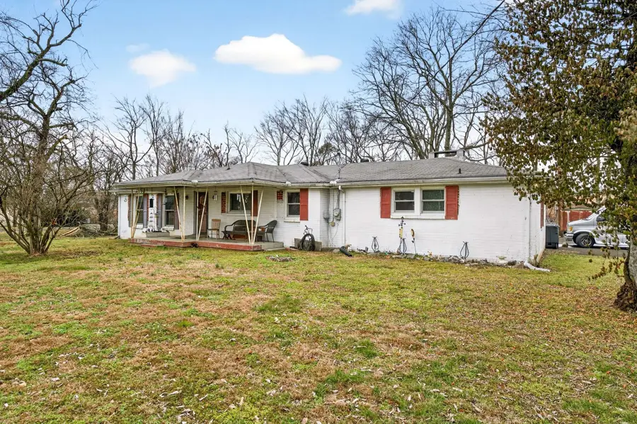 215 Ewing Dr, Nashville, TN 37207 - #2