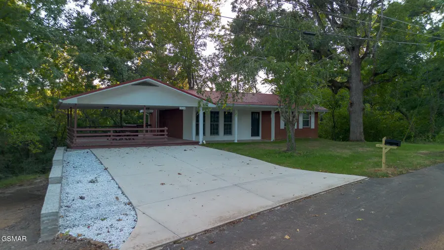 1072 Sunset Circle, Newport, TN 37821 - #2
