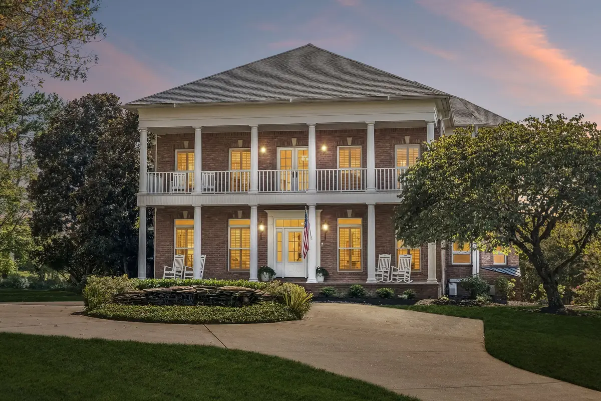 1608 Wellington Ct, Gallatin, TN 37066 - #1