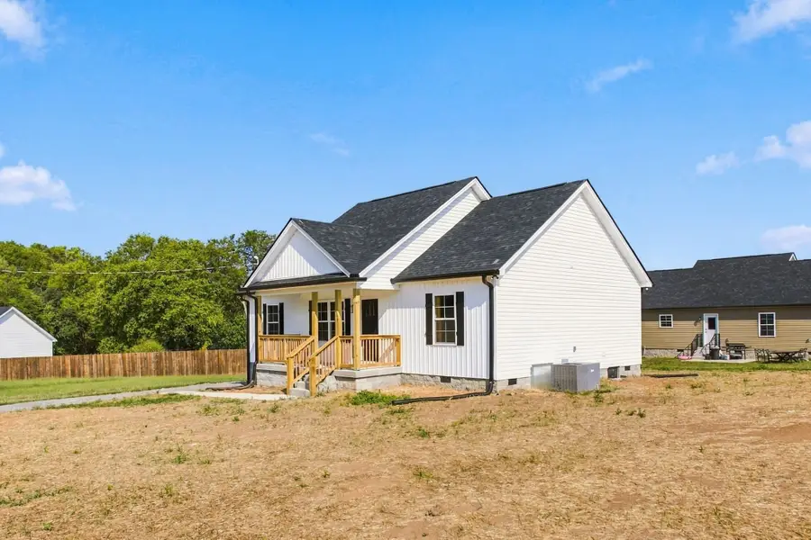 2339 Claude Fox Rd, Cornersville, TN 37047 - #3