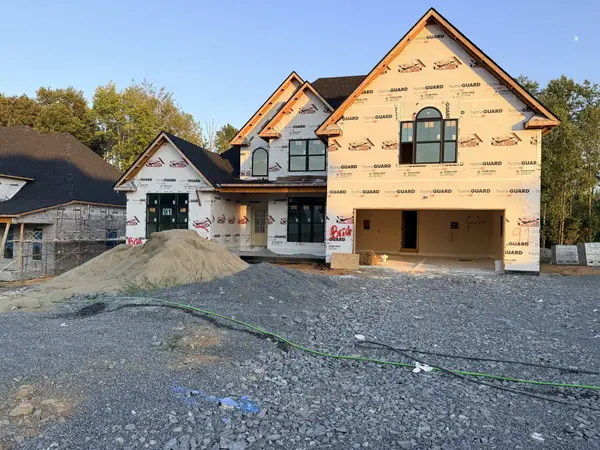 179 Young Lane, Pleasant View, TN 37146