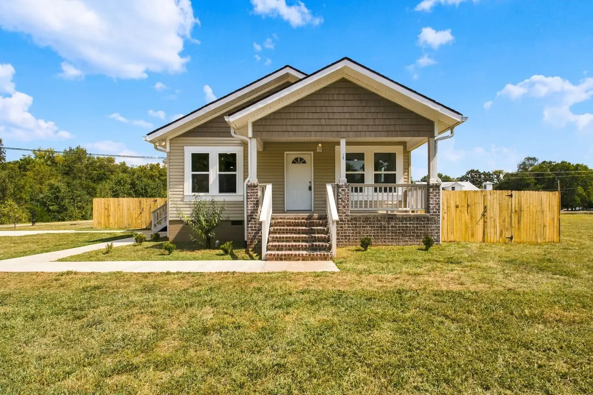 125 Front St N, Cowan, TN 37318 - #1