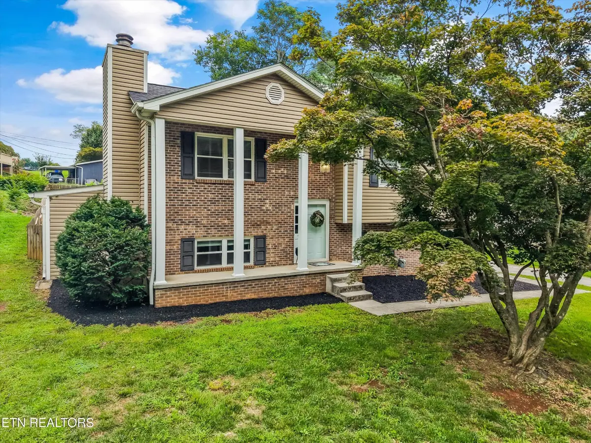 9315 Barrington Blvd, Knoxville, TN 37922 - #1