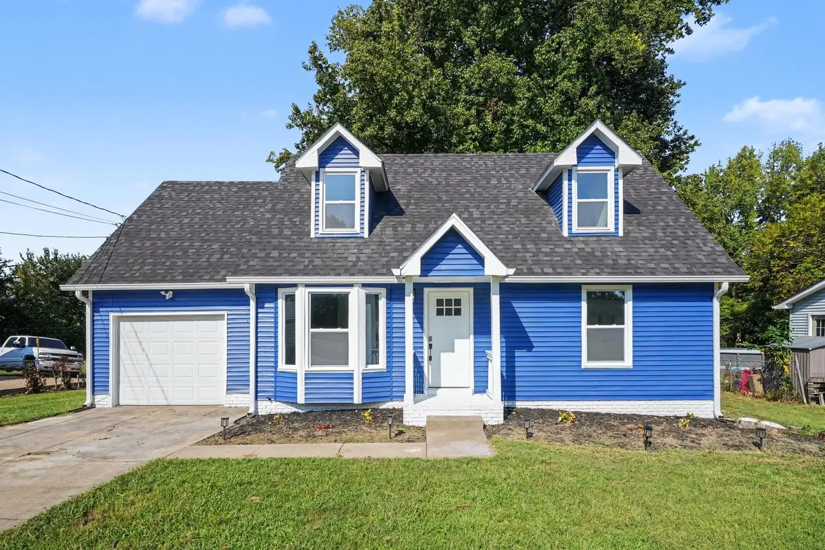 572 Donna Dr, Clarksville, TN 37042 - #1