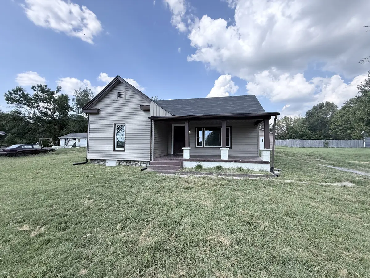 2545 W Mount Vernon Rd, Bethpage, TN 37022 - #1