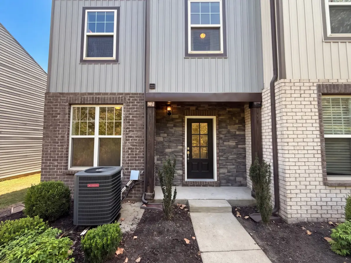 139 Ramsden Ave, La Vergne, TN 37086 - #1
