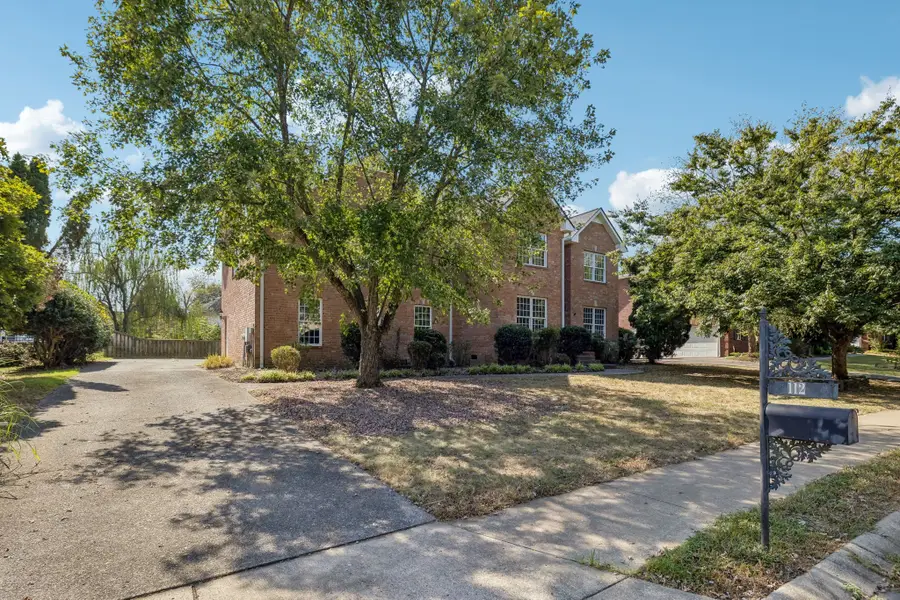 112 Crooked Creek Ln, Hendersonville, TN 37075 - #2