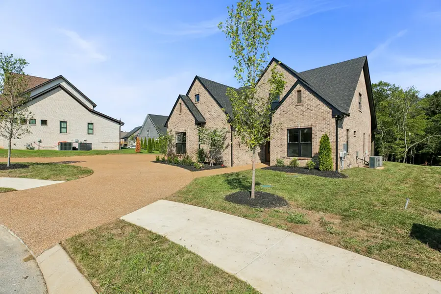 1137 Willow Springs Dr, Lebanon, TN 37087 - #3