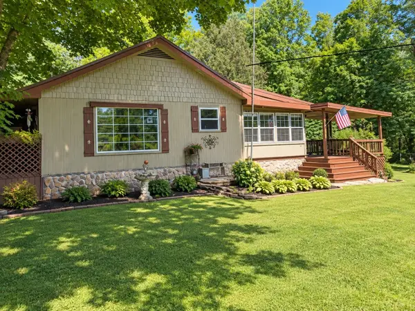 806 Case Rd, Prospect, TN 38477