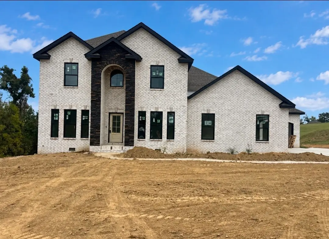 1063 Linder Ridge Rd, Woodlawn, TN 37191 - #1