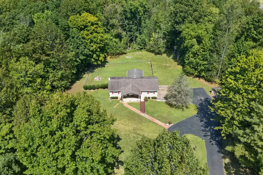 5440 Highway 49 W, Vanleer, TN 37181 - #2