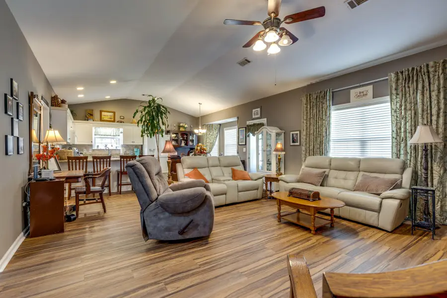 1769 Auburn Ln, Columbia, TN 38401 - #3