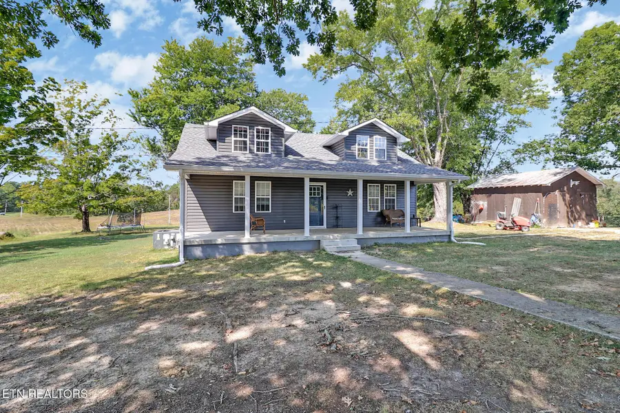 9750 Faix Rd, Byrdstown, TN 38549 - #3