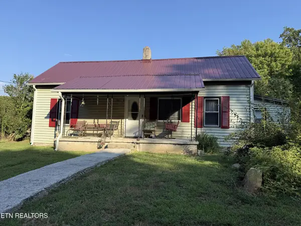 835 Vowell Mountain Lane, Rocky Top, TN 37769