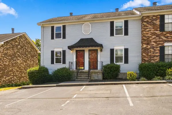 222 Edgewood Dr, Hendersonville, TN 37075