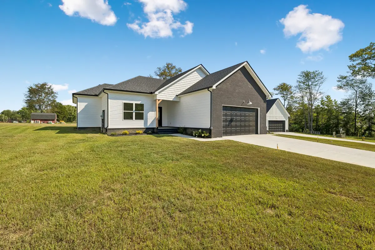 194 Vickers Rd, Smithville, TN 37166 - #1