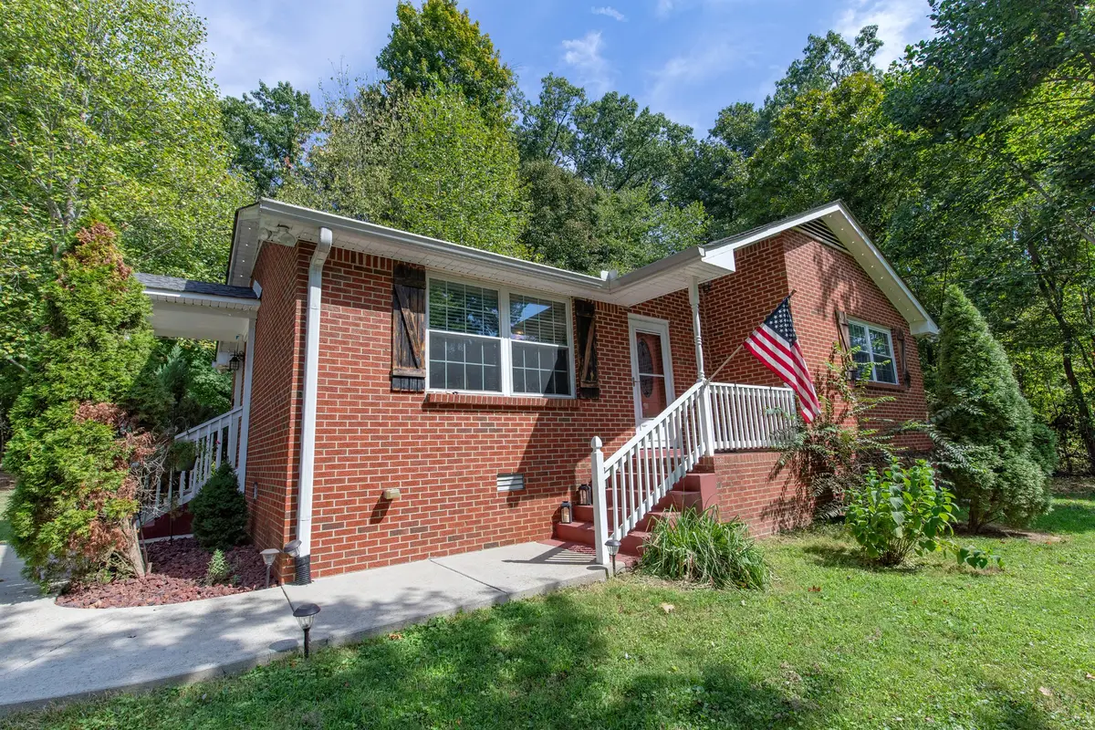 6724 E Benton Rd, Springfield, TN 37172 - #1