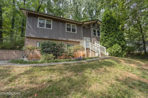 5029 Ridgemont Drive, Knoxville, TN 37918