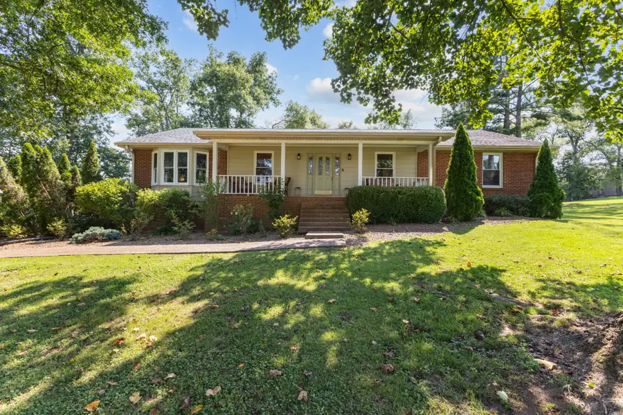 1010 Hearthside Ct S, Hendersonville, TN 37075 - #2