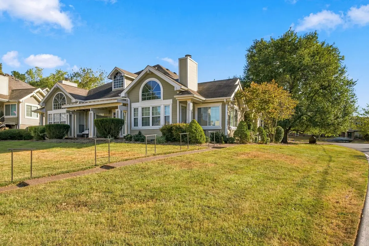 129 Cherry Hill Dr #1A, Hendersonville, TN 37075 - #1