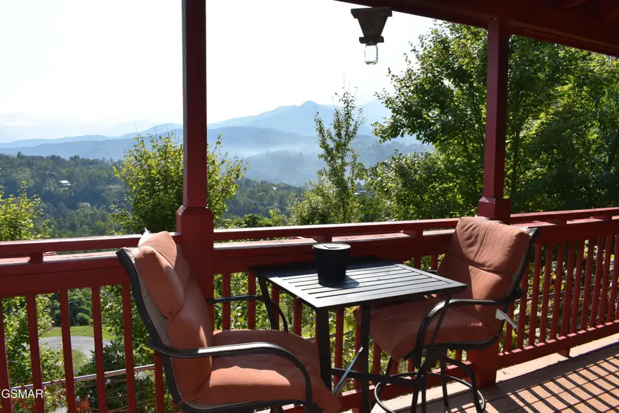 712 Nocks Drive, Gatlinburg, TN 37738 - #3