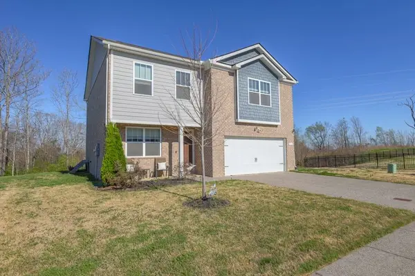2200 Stonemeade Dr, Spring Hill, TN 37174