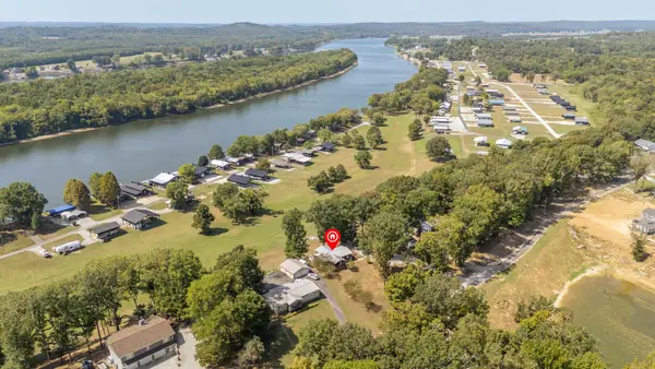 174 Beechview Dr, Clifton, TN 38425