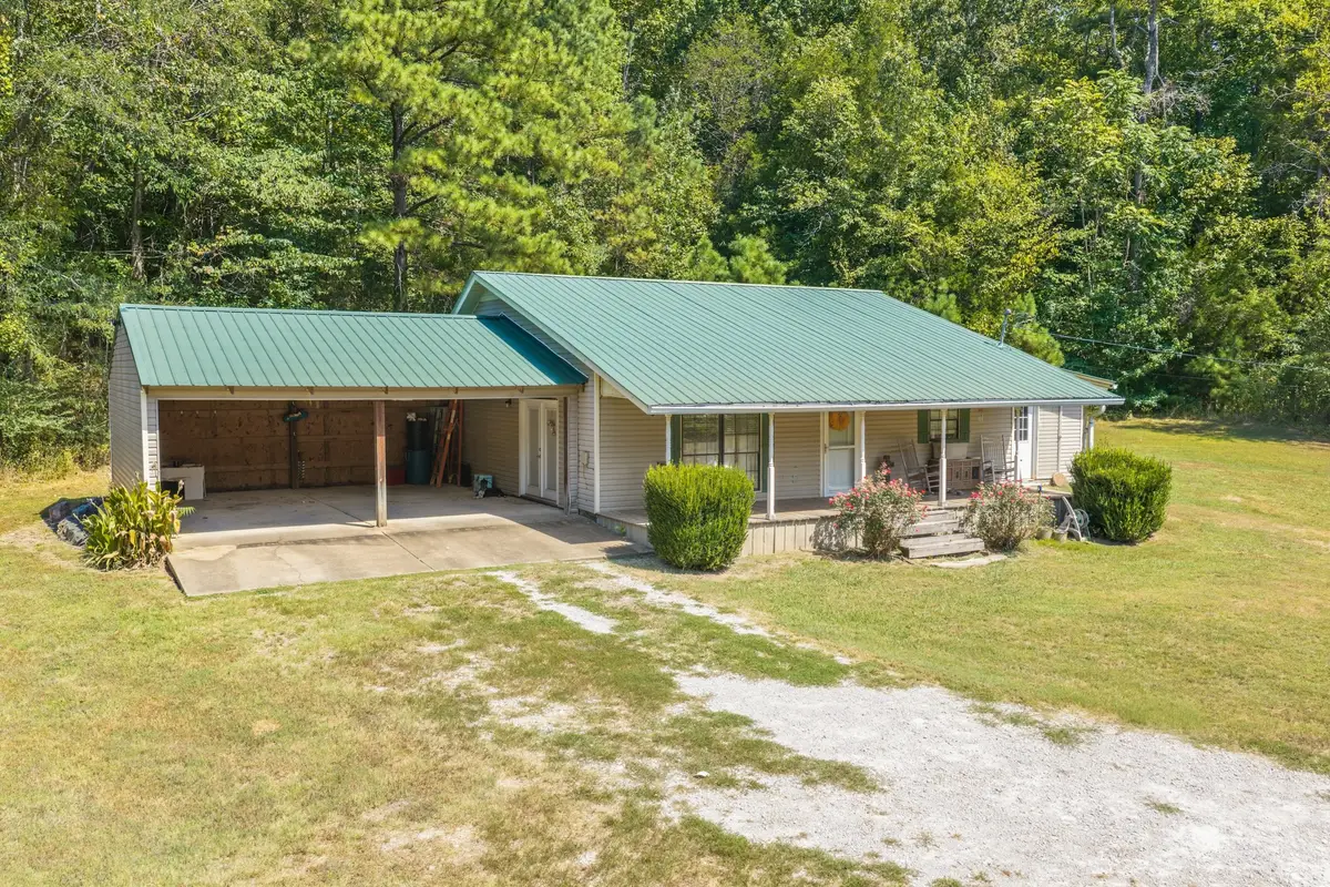 4334 Swindle Creek Rd, Linden, TN 37096 - #1