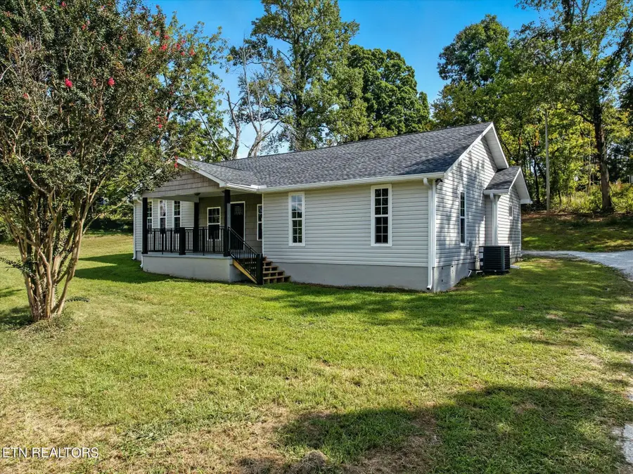 1309 Summit St, Athens, TN 37303 - #3