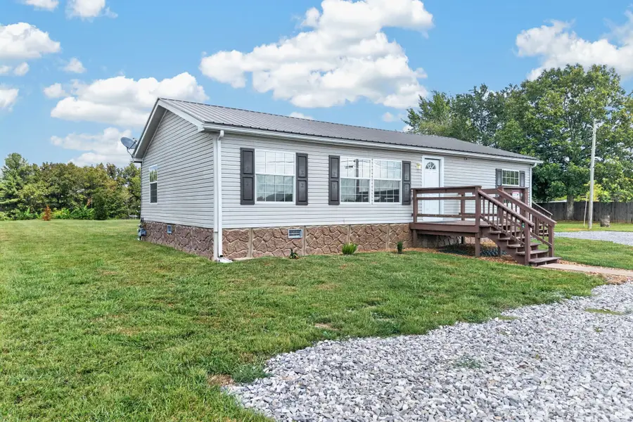 6998 Plateau Rd, Crossville, TN 38571 - #3