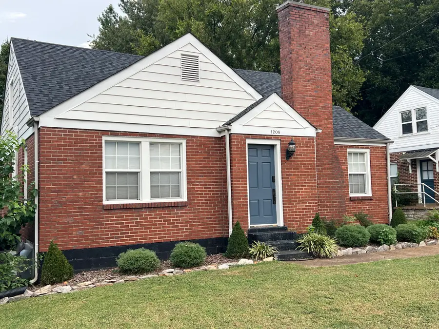 1208 N Maple St, Murfreesboro, TN 37130 - #2