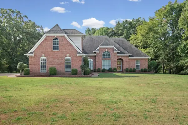 160 Brockford Dr, Eads, TN 38028