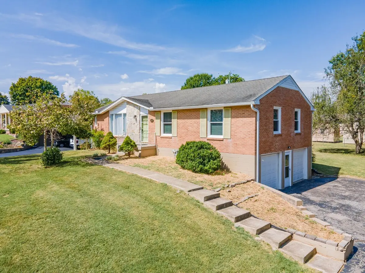 3004 Knud Dr, Columbia, TN 38401 - #1