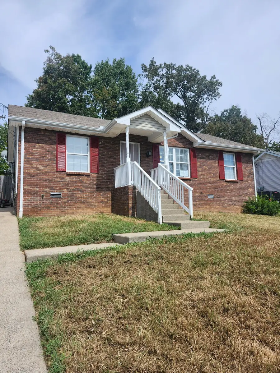 355 Donna Dr, Clarksville, TN 37042 - #2