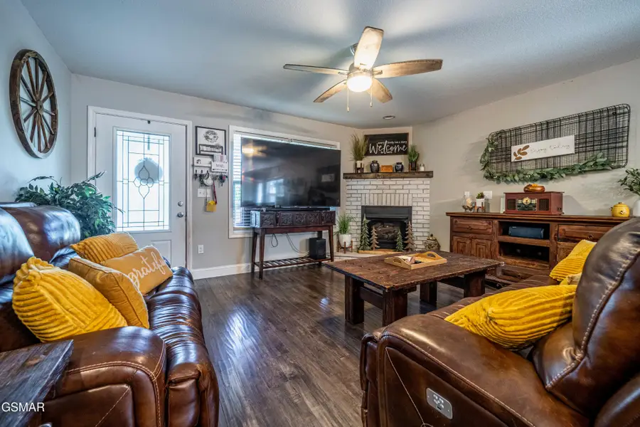 832 Catherine Crisp Drive, Kodak, TN 37764 - #3